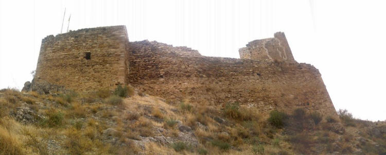 El “Castillo de los moros” de Lanjarón.