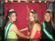 09.Eleccion_reina.jpg (100245 bytes)